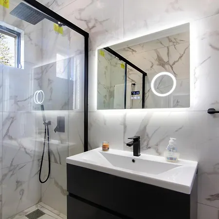 Apartment Alpha House Alcantarilha